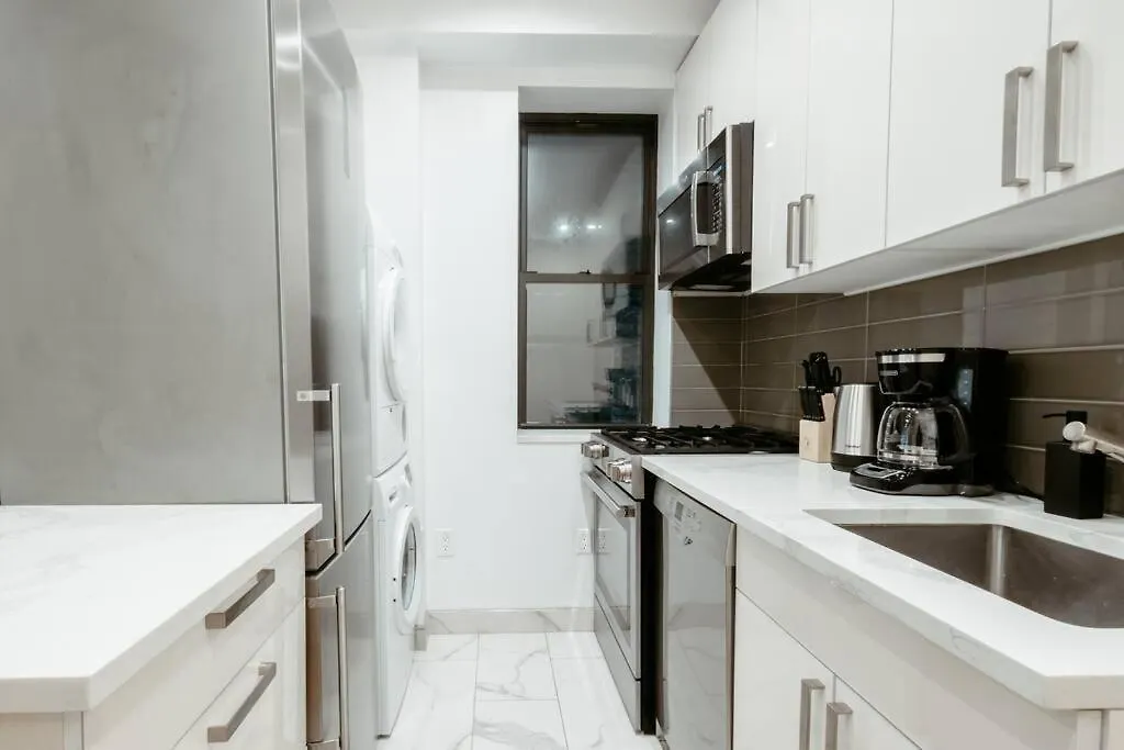 Stylish Apartment In Upper West Side! Cozy Retreat New York